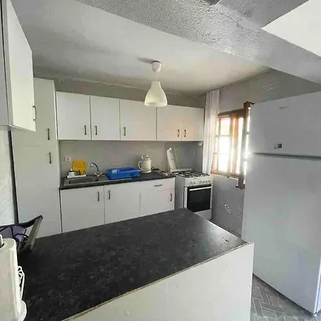 Ildır’da Denize 150 mt. Uzaklıkta Daire. Tatil Evi