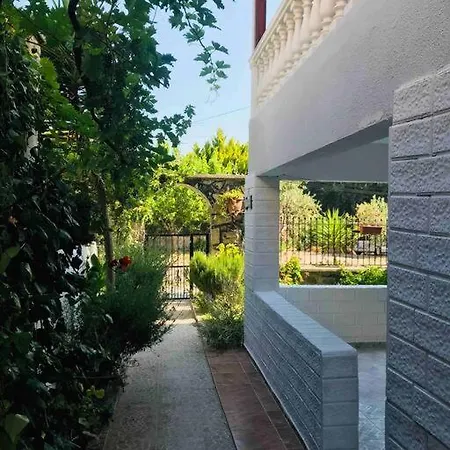 Tatil Evi Ildır’da Denize 150 mt. Uzaklıkta Daire.