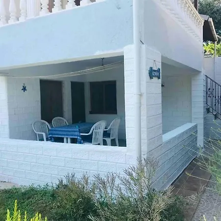 Ildır’da Denize 150 mt. Uzaklıkta Daire.